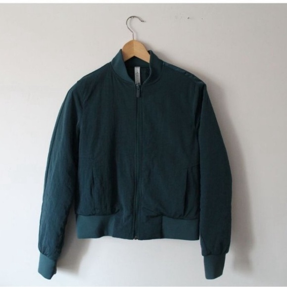 Lululemon Non-Stop Bomber Reversible Submarine Size 4 PrimaLoft - Picture 5 of 5